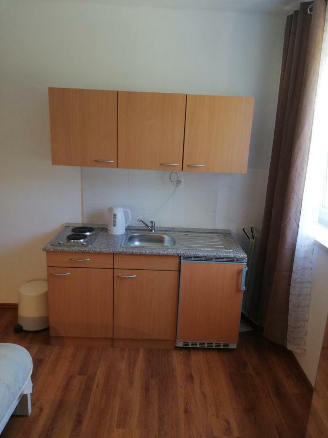 Apartmani Sladic Скрадин Екстер'єр фото
