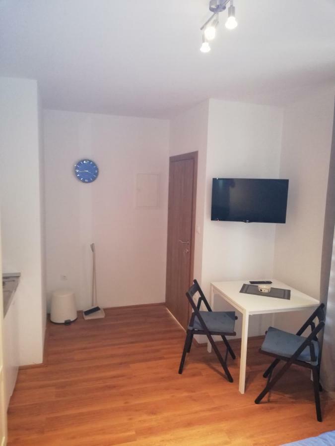 Apartmani Sladic Скрадин Екстер'єр фото